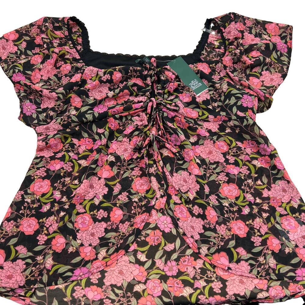 Wild Fable Women's Black Floral Flutter Fly Away Top - Size Small - NWT